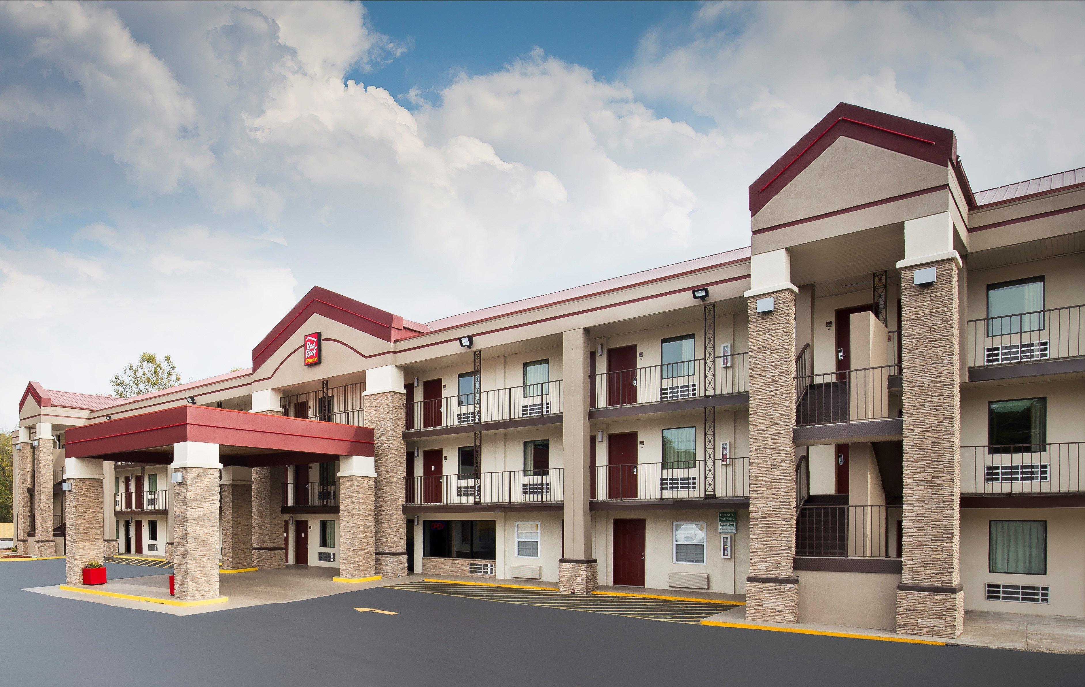 Red Roof Inn Plus+ Birmingham East - Irondale/Airport Екстериор снимка
