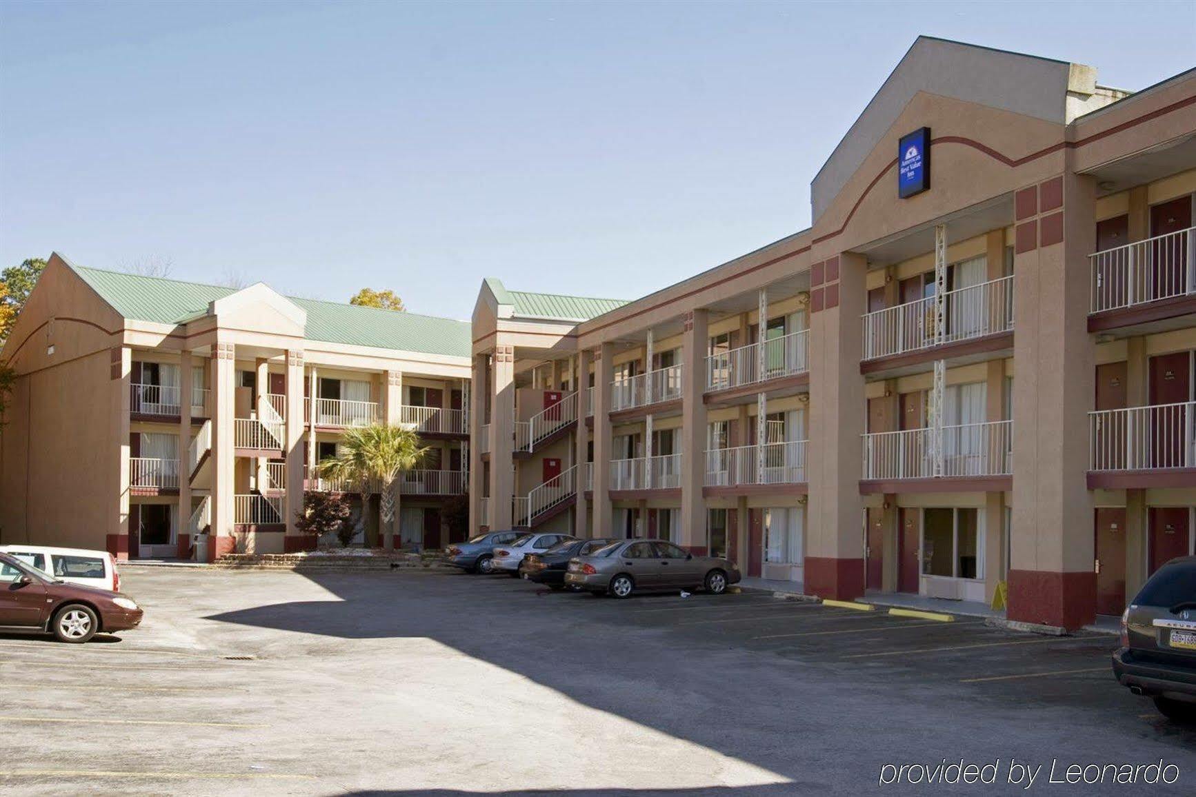 Red Roof Inn Plus+ Birmingham East - Irondale/Airport Екстериор снимка